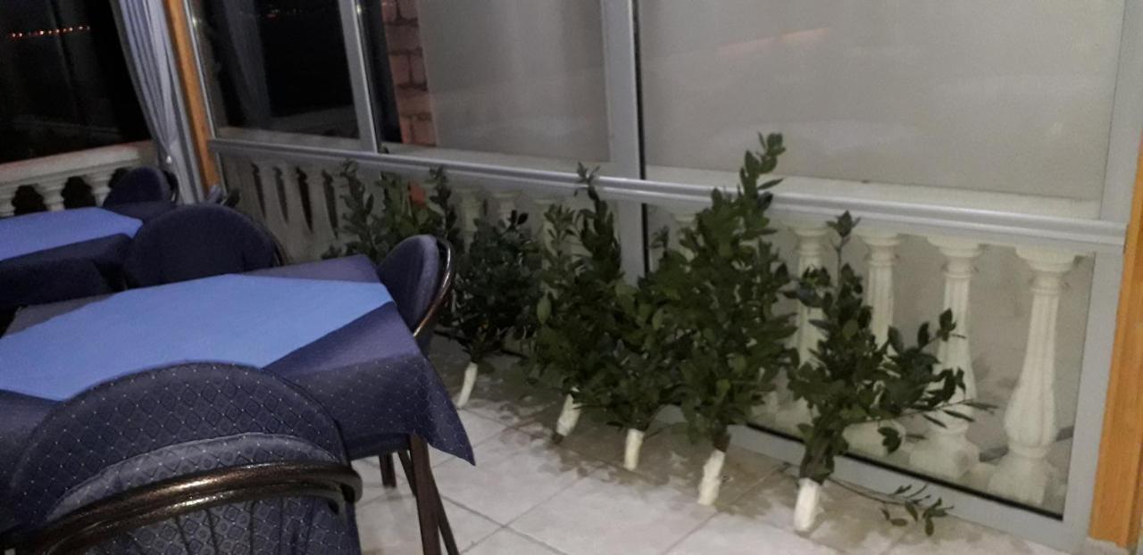Hotel Pana-Eustahije 253 Kotor Zewnętrze zdjęcie