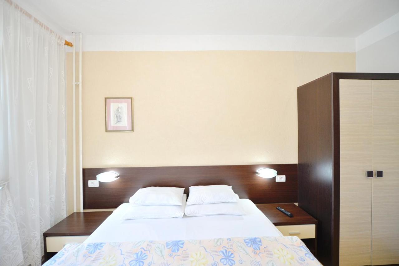 Hotel Pana-Eustahije 253 Kotor Zewnętrze zdjęcie