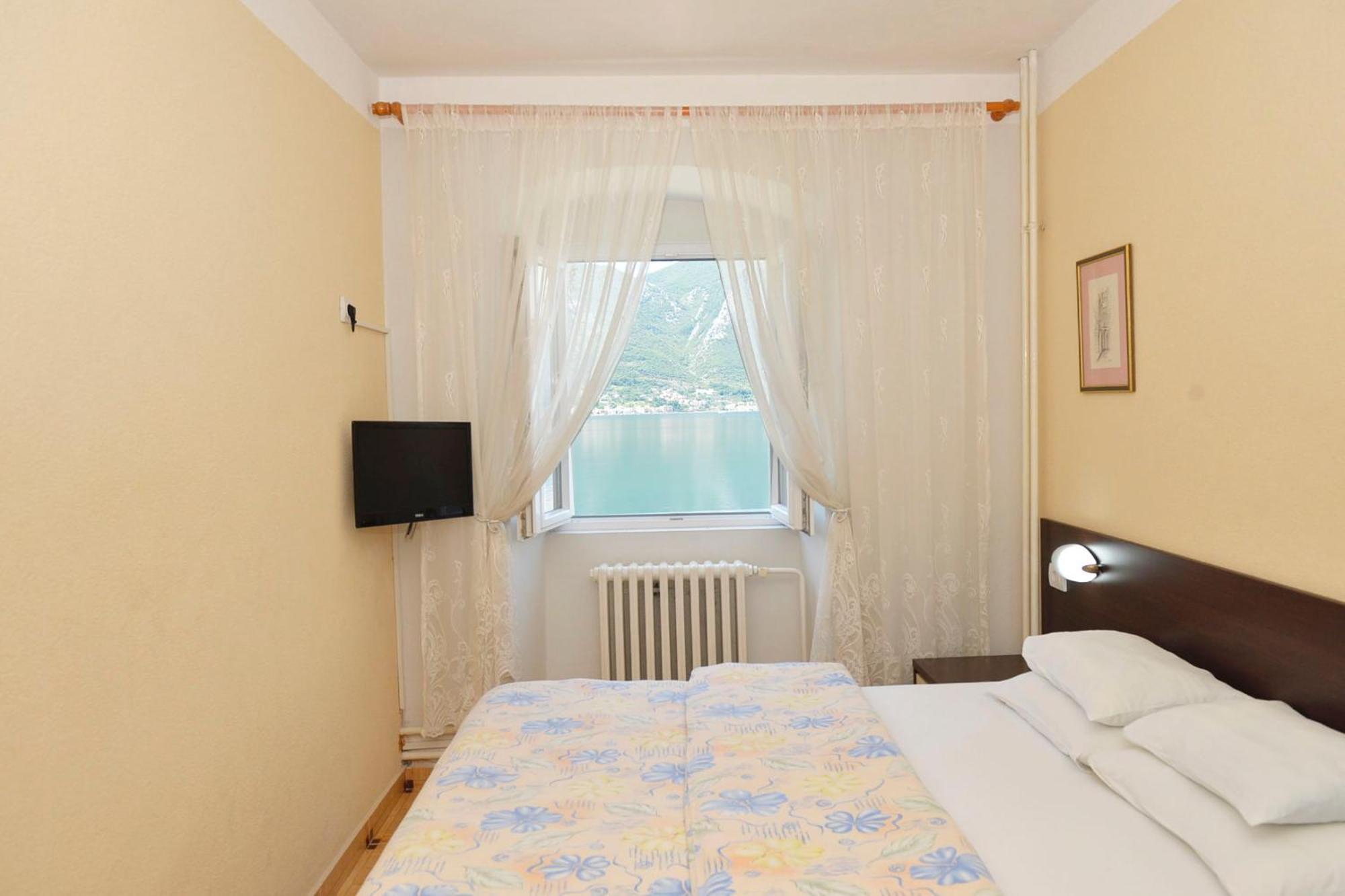 Hotel Pana-Eustahije 253 Kotor Zewnętrze zdjęcie